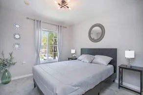 Paradise in Fort Myers - Image 4