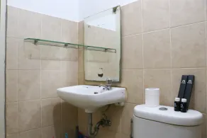 Cozy Living And Tidy 2Br Green Bay Pluit Apartment - Image 5