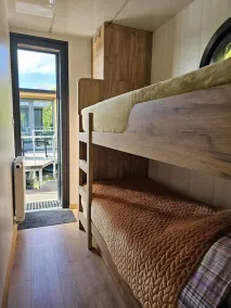 Stylish, Brand-new Houseboat in Monnickendam, Near Amsterdam - Image 4