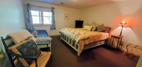 Spacious, family-sized, pet-friendly chalet style log home on Lake Chippewa. - Image 3