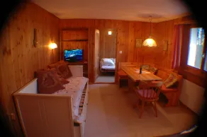 Beautiful large ski chalet in the mountains - Image 5