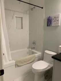 Beachside Vacation Suite in beautiful White Rock, BC, Canada - Image 3