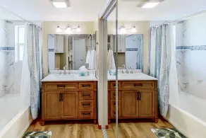 Newly-renovated beautiful spacious Condo w/ fabulous mountain & golf course view - Image 3