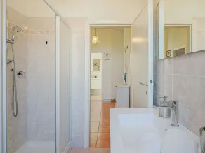 Vacation Home em Pietrasanta com 4 quartos e capacidade para 8 pessoas - Image 2
