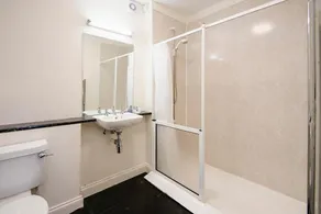 Wallace House - Nine Bedroom Villa, Sleeps 18 - Image 4