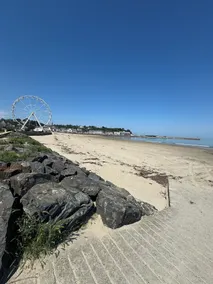 Studio affascinante di fronte al porto ea 100 m dalla spiaggia - Image 4