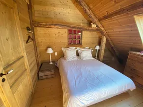 10 minutes from the ski slopes, authenticity, charm and great comfort - Image 4