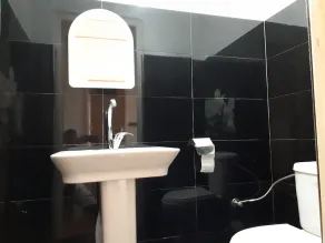 Magnifique villa avec piscine sans vis a vis  pour 8 personnes à Oujda - Image 3