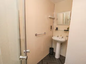 Wayside Farm Stable Cottage - Image 4