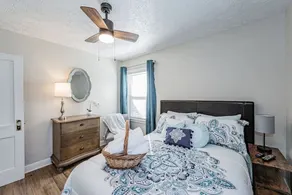 Ma's Cozy Cape: Your Tranquil Home Away from Home! - Image 5