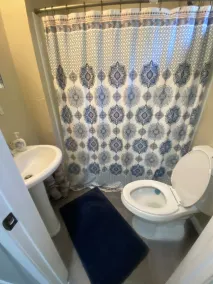 Cheerful 2BR Close to SLU University w/RV Parking - Image 4