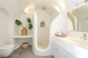 Twin Cave House - Image 2