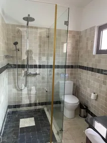 Glacis: Beach-front self-catering Villa<br> - Image 5
