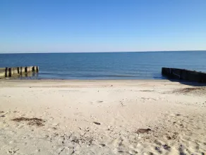 BEACH COTTAGE BY THE SEA.... - Image 5