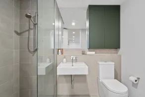 Sleek 1-Bed Canberra Flat with Gym & Sauna Access - Image 4