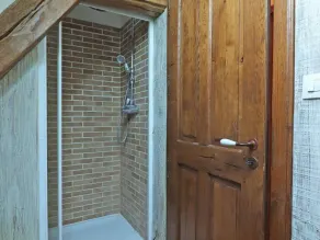 Restored farmhouse with heated indoor pool - Image 5