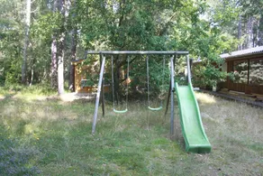 Nice summer house in the middle of the forest - Image 4
