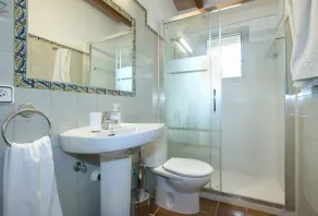 Owl Booking Villa Xino - 10 Min Walk to the Old Town - Image 3