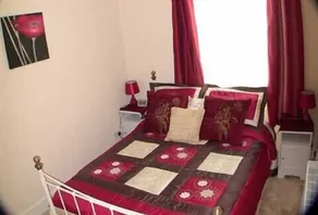 Traditional2-bed conversion in Bothwell village, near Glasgow - Image 3