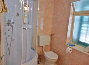 Guest House Hazdovac - Doppelzimmer mit Balkon und Meerblick - Image 3