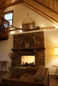 Luxury Log Cabin Estate ~ Breathtaking Lake Views ~ Perfect Family Retreat! - Image 2