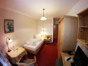 Double room Cat. B (3-6 nights) - Kur- & Vitalhotel Sonnen - Image 4