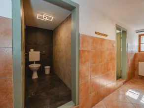Wunderbares alleinstehendes Ferienhaus für 12 Personen mit  W-LAN und TV - Image 4