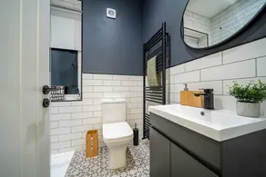 Charming 1 Bedroom Just 1 Mile from Morley Town Center in Leeds - Image 4