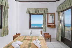 Family Apartment With Beautiful Sea View - Image 4