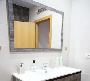 Belle Villa rénovée avec piscine privée  sur un terrain de 1000 m² ,très calme. - Image 5