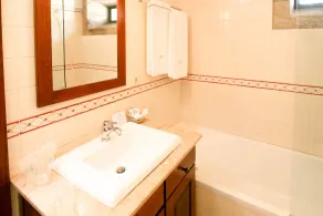 King Size Suite - Trees - Image 3