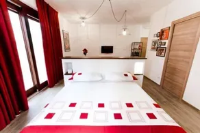 Self catering Residence Masnaiot for 2 people - Image 4