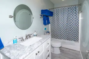 Dog friendly! Oceanfront home with side to side views! Hear the sea lions! - Image 5