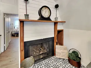 Docs Den - Image 2
