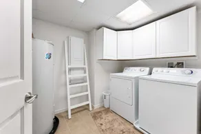 Residence 411 At The Grand - Image 2