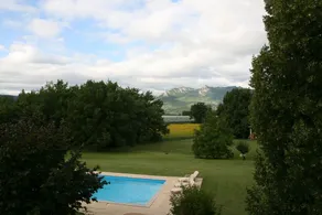 I alle sæsoner, hus i frodige grønne omgivelser + privat pool og skov - Image 5