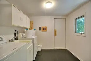 Cozy chalet w/heated pool, hot tub, sauna 3 min dr. to the Blue Mountain village - Image 4