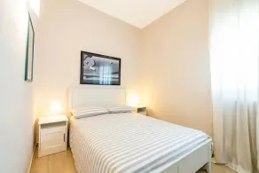 Luxury 2 bedrooms penthouse in the city center - Image 3
