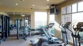 Red Cliff Sunset Views | 3-Bed Third-Floor Retreat - Image 3