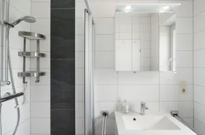 Appartamento 'Ferienhaus Deichblick Nessmersiel' con terrazza privata, giardino privato e Wi-Fi - Image 2