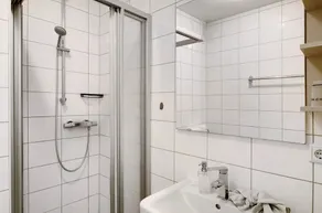 Apartment 47 in Haus Seestern with Private Terrace and Wi-Fi - Image 2