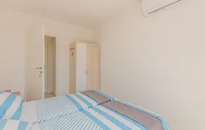 2 bedroom beautiful home in Rogoznica - Image 5