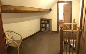 Barn conversion on small working farm - Image 3