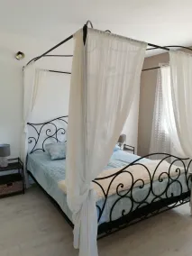 PRIVATE HOUSE \"Cigal'O'Pin\" in the heart of the Garrigue - Image 3