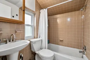 Open Floor 3-Bedroom Home⭐️15min to Dtwn🚗Private Garage🫃Kids Friendly - Image 5