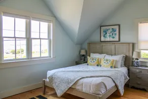 The Beach Rose - 3BR, 2BA home perched overlooking picturesque Mackerel Cove - Image 4