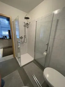 1 room apartment with kitchen and bathroom - Image 3