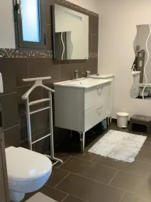 Maison individuelle avec jardin - Image 3