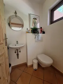 Fabulous views, beautiful apartment and garden, pool, parking, Wifi - Image 2