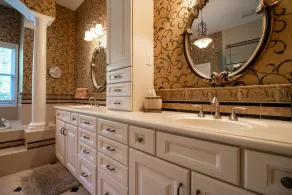 Razor Creek Estates - Dream Home! - Image 4